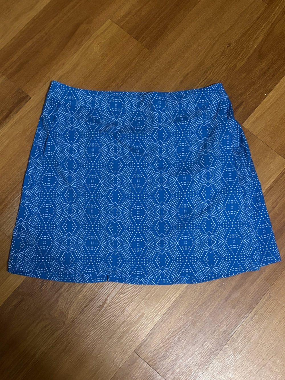 RipSkirt Hawaii Blue/White Patterned “Little Leg” Size XL Swim/Travel Skirt